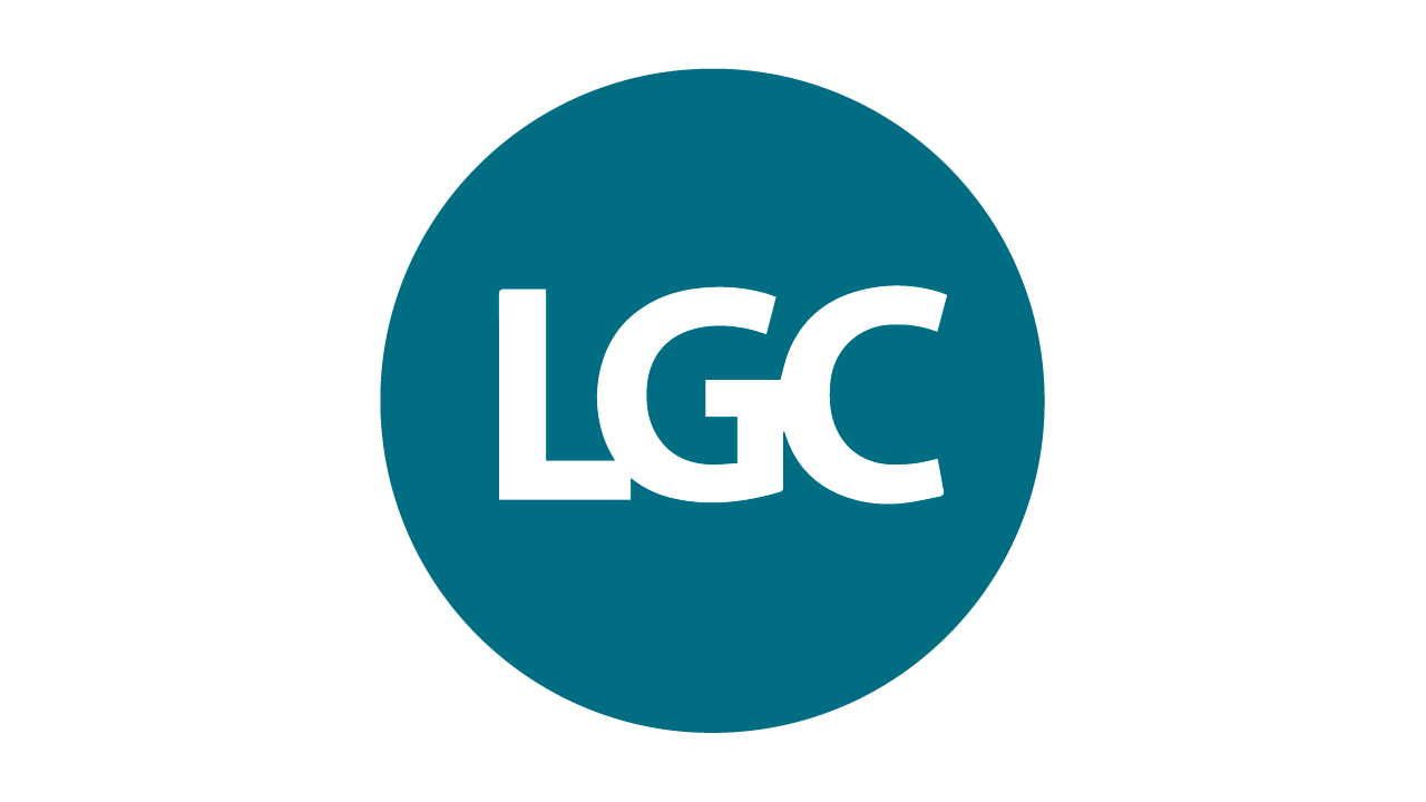 LGC-logoen i hvitt på en blå sirkelbakgrunn.